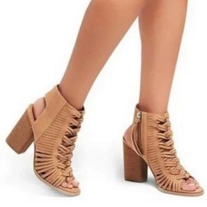 DV BY DOLCE VITA SHOES PEEP TOE BLOCK HEEL SIDE ZIP BROWN SANDALS in size 6.5